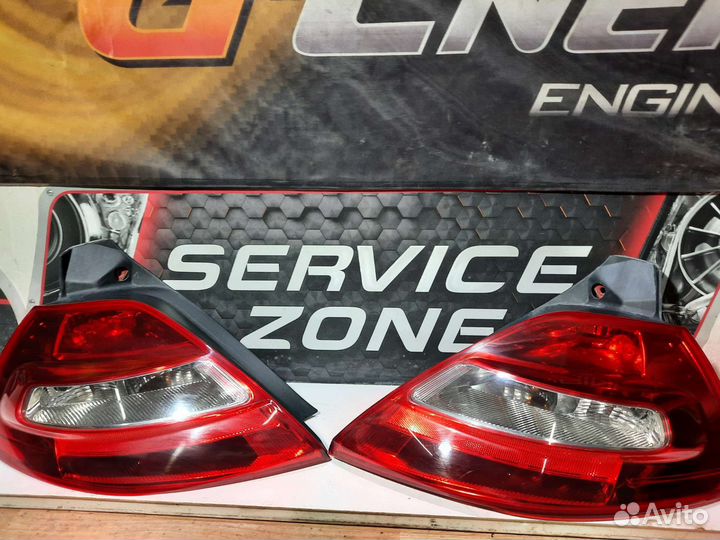 Фонарь задний правый Renault Megane 2 хэтчбек