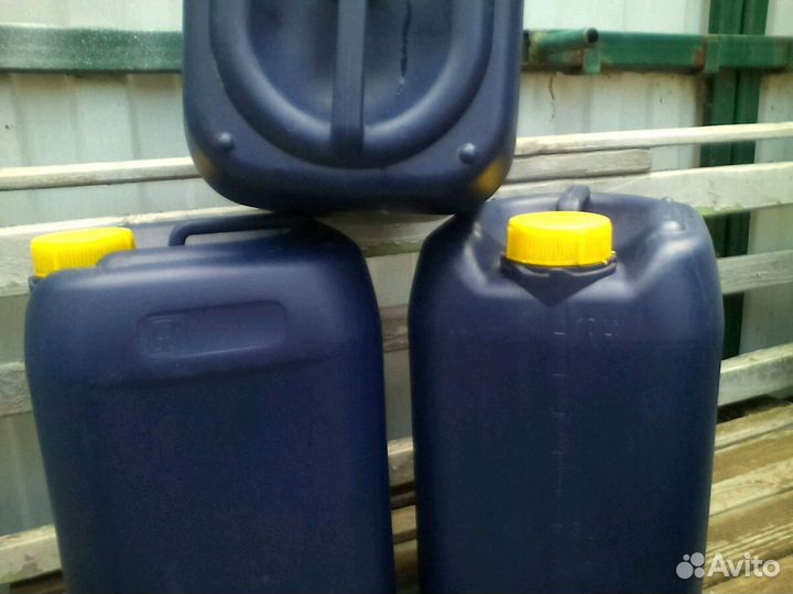 Канистры б/у 10 л. для воды