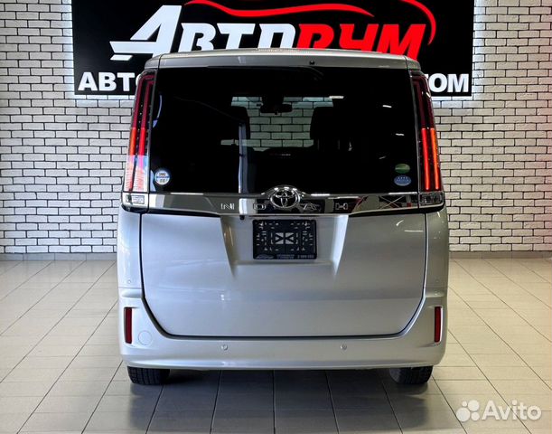 Toyota Noah 2.0 CVT, 2019, 30 700 км