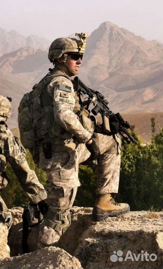 Bates combat hiker 42