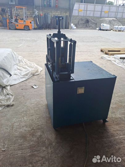 Трубогиб для профильной трубы электрический