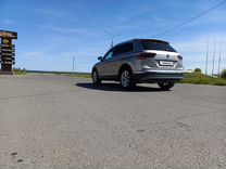 Volkswagen Tiguan 2.0 AMT, 2018, 143 000 км, с пробегом, цена 2 550 000 руб.