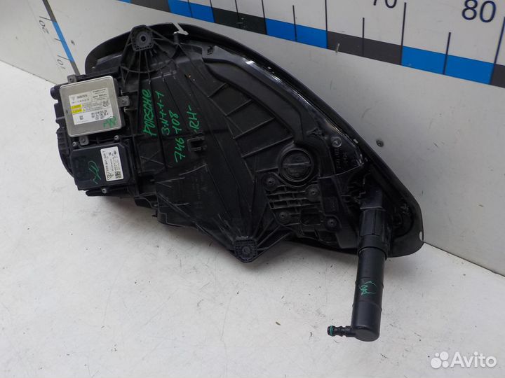 Фара правая Porsche Macan