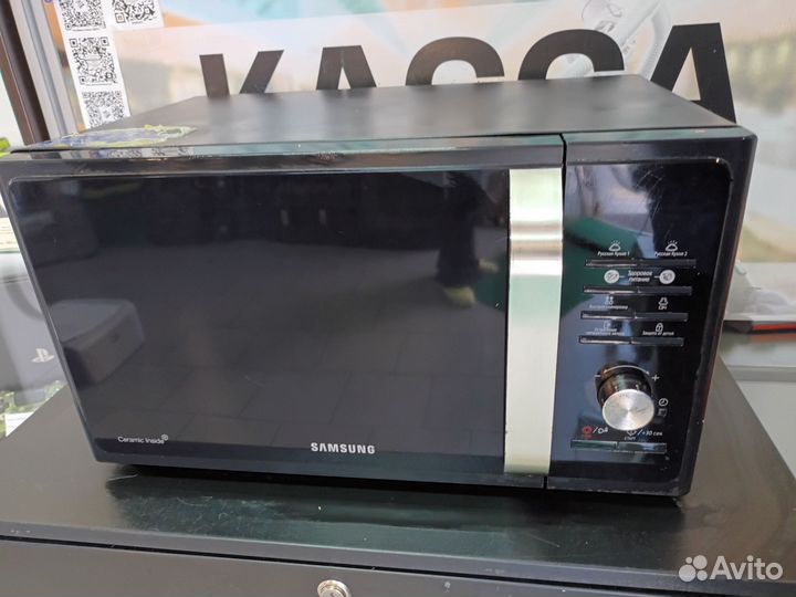 Микроволновая печь Samsung MS23F302TAK