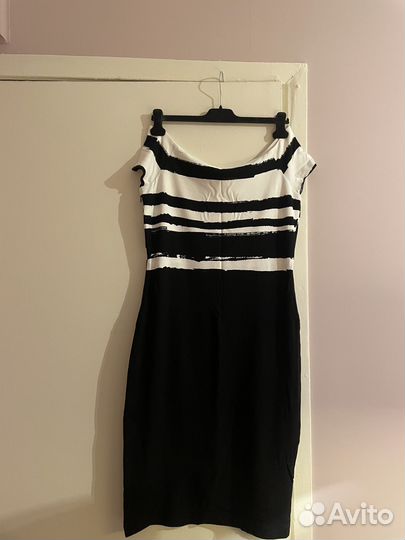 Платье женское 46 48 размер Escada