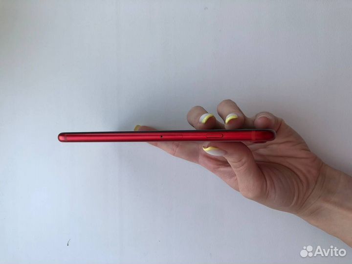iPhone 8 Plus, 64 ГБ
