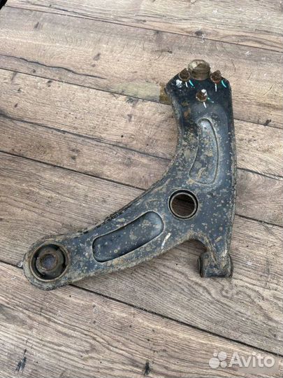 Рычаг передний правый Chery Bonus 3 3 1.5 2014
