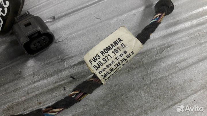 Проводка двери задней правой Skoda Fabia 2 (5J)