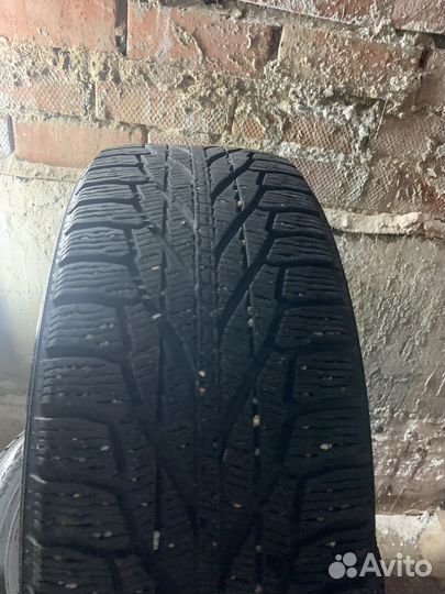 Nokian Tyres Hakkapeliitta R2 SUV 235/60 R17 106R