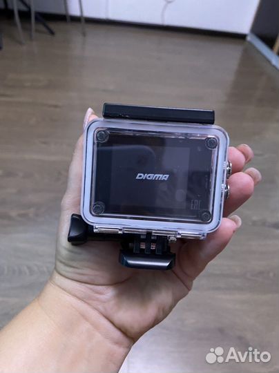 Экшн камера digma 240