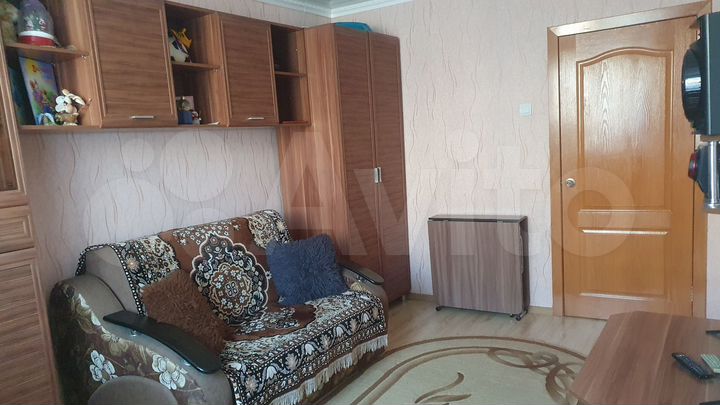 2-к. квартира, 49 м², 1/3 эт.