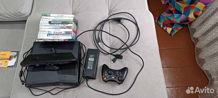 Xbox 360 с дисками