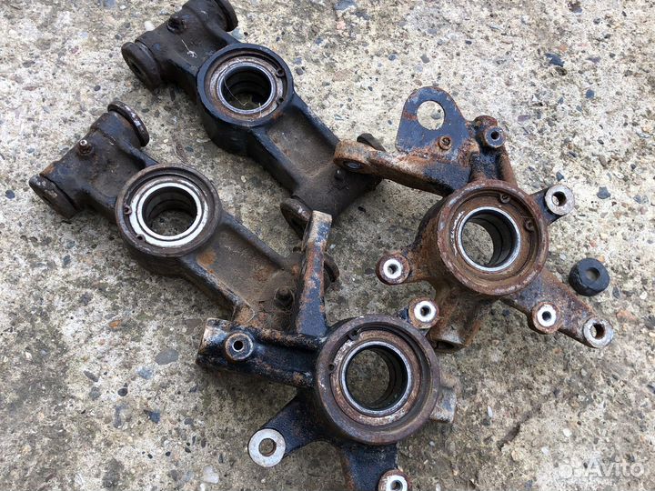 Кулак задний б/у cfmoto