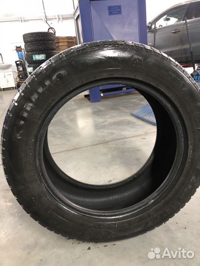 Kumho I'Zen KW27 235/55 R17