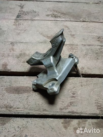 Опора рулевой рейки Honda Cr-V 3 2007-2012