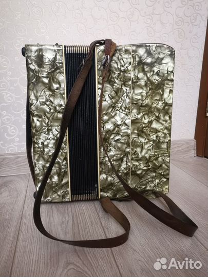 Баян Weltmeister