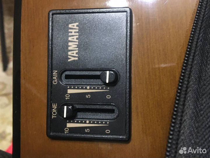 Гитара yamaha cx40