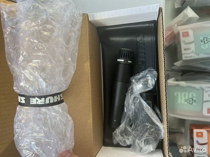 Микрофон проводной Shure SM57-LCE, темно-серый