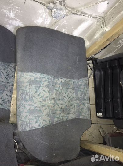 Нива Шевроле сиденья задние серые