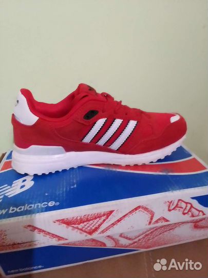 Кроссовки adidas