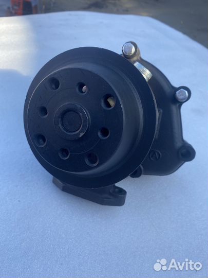 Водяной насос (помпа) двигателя
