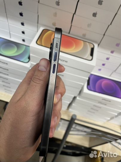 Телефон iPhone xr в корпусе 15 pro 128 gb