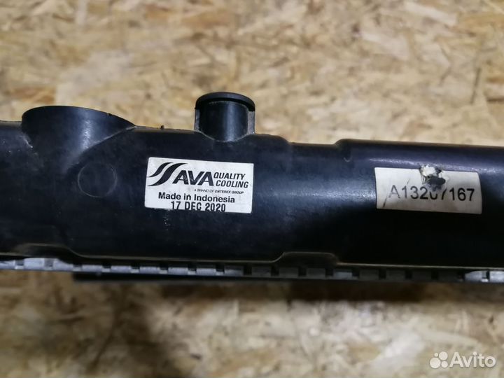 Радиатор охлаждения Nissan Murano Z50