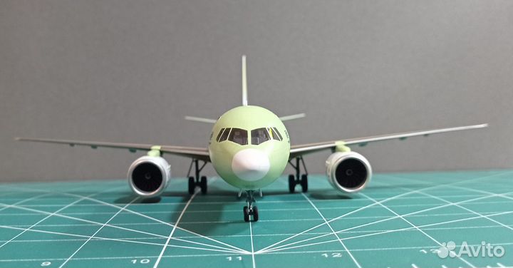 Модель самолета