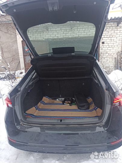 Skoda Octavia 1.4 AT, 2021, 124 000 км