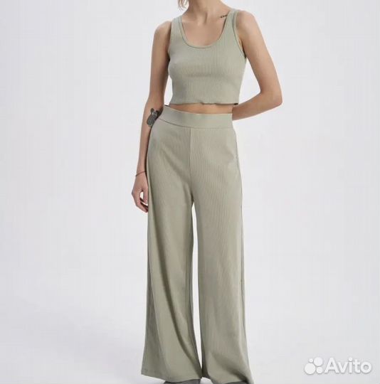 Новая одежда костюм джинсы платье