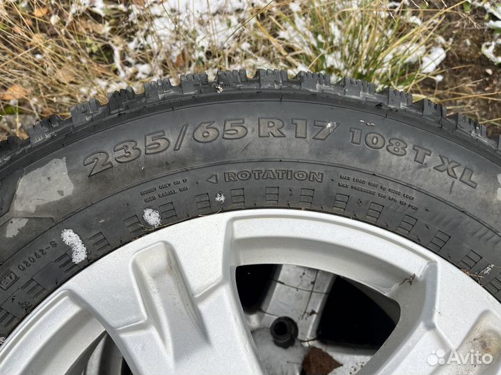 Колеса в сборе r17 зимние toyota 235/65