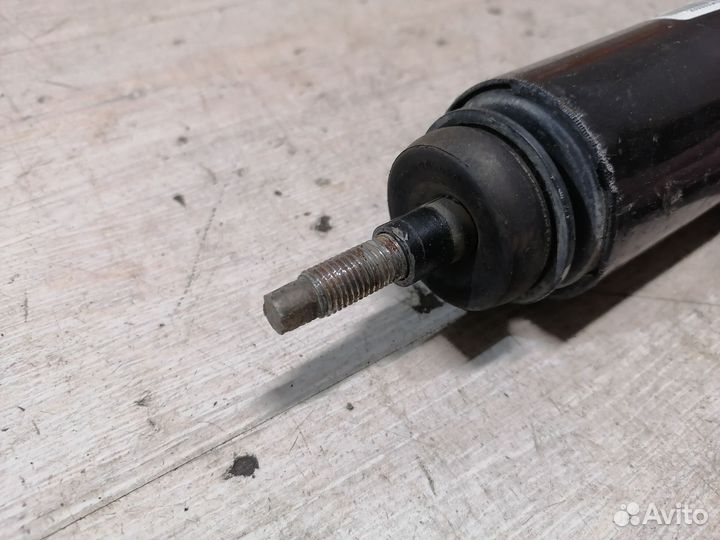 Амортизатор передний Chevrolet Niva Шевроле Нива