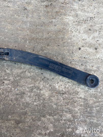 Nissan teana j31 поводок дворника