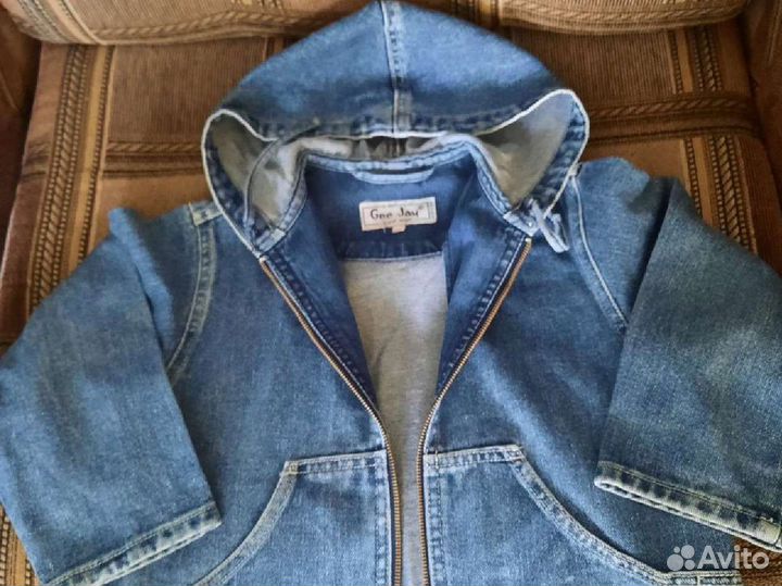Джинсовая куртка