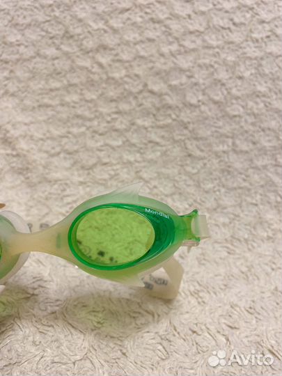 Детские очки для плавания