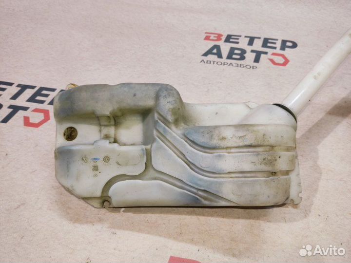 Бачок омывателя Nissan Qashqai