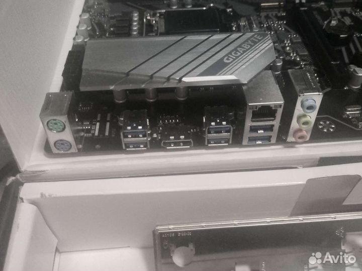 Материнская плата Gigabyte Z590 UD (днс). msi z490