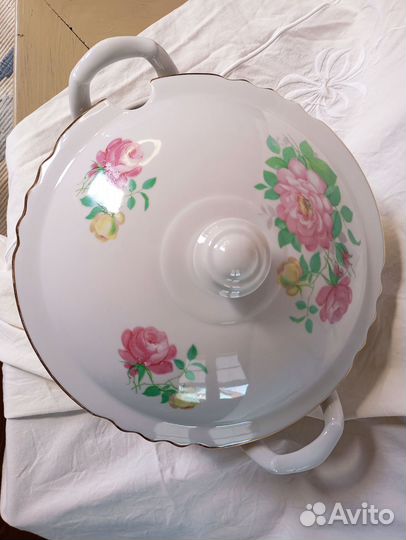 Фарфоровая супница СССР
