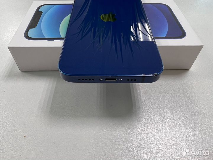 iPhone 12, 64 ГБ