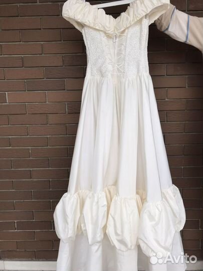 Платье на выпуской бал, свадебное