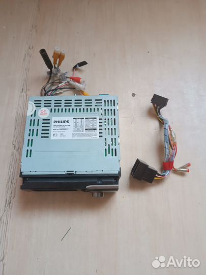 Магнитола philips CED 320-51