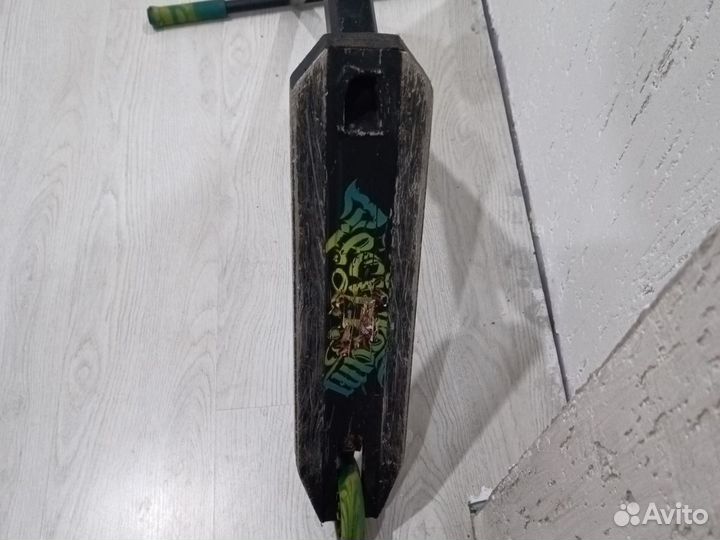Трюковой самокат duker 101