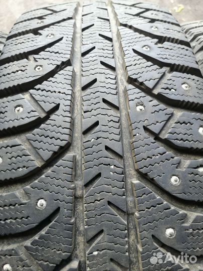 Bridgestone Ice Cruiser 7000S 205/60 R16