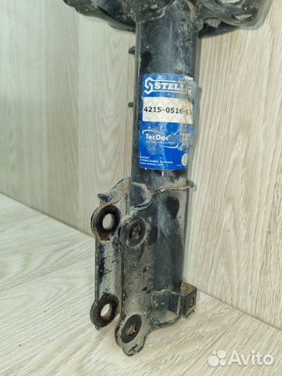 Амортизатор/стойка передняя правая Kia Rio