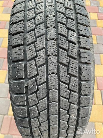 Hankook Nordik IS RW08 225/60 R17