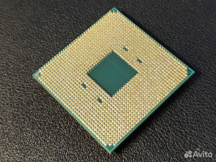 Процессор AMD Ryzen 7 5800X3D