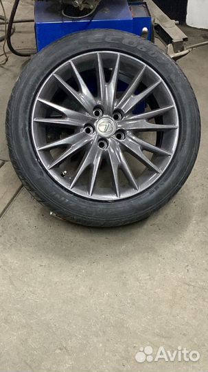 Диски на lexus gs r18
