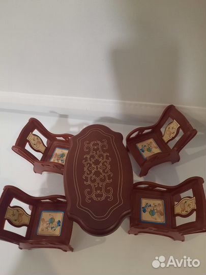 Набор мебели для кукольного домика(пластиковые)