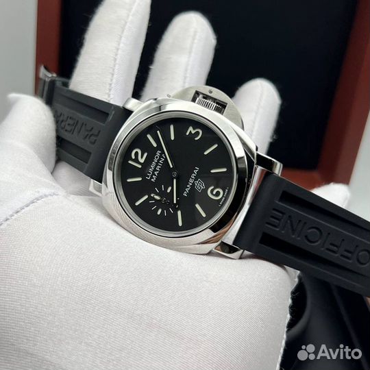 Часы Panerai Luminor Marina