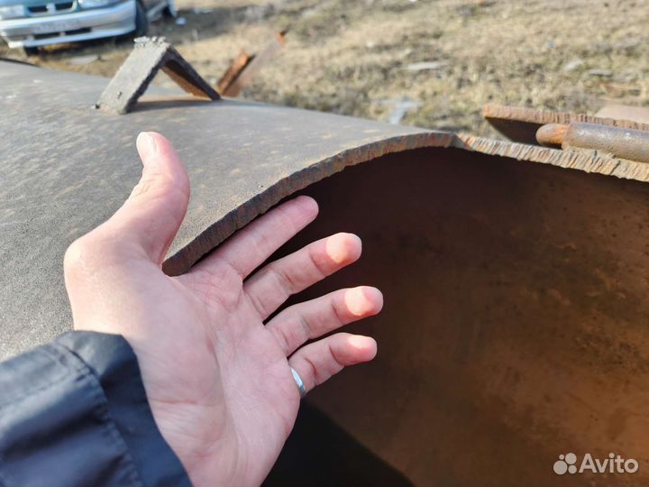Бочка 3м 900труба в диаметре